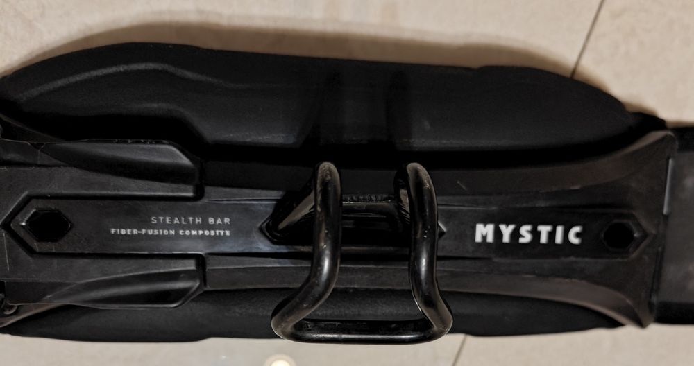 Mystic Stealth Bar 3 kitesurf, размер M