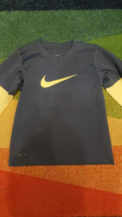 Лот детски дрехи Nike