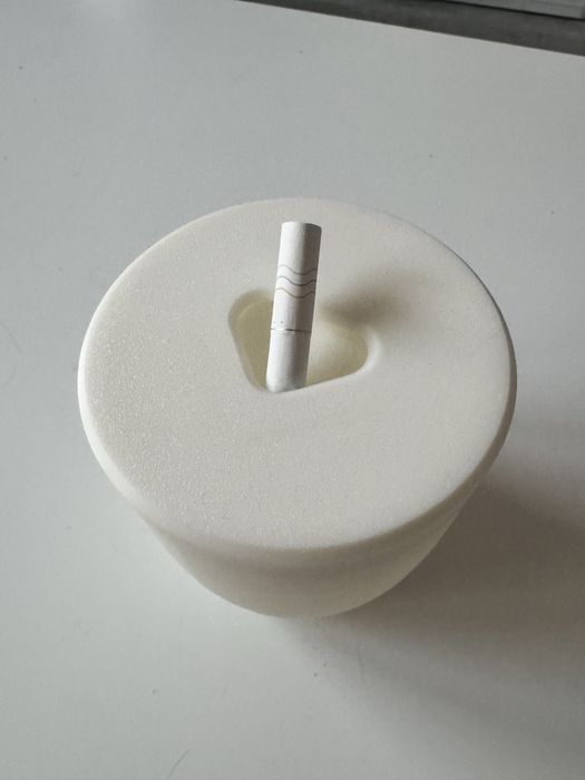 Scrumiera Iqos fara mirosuri pentru masina , birou , acasa