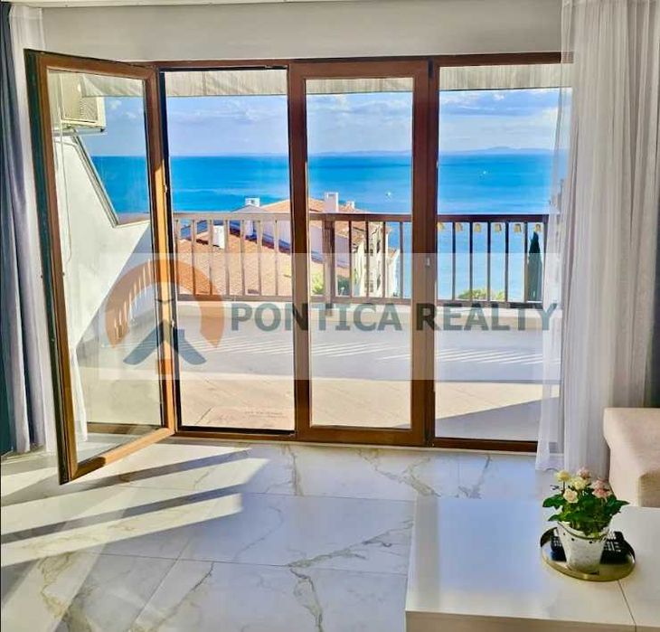 Продава се Тристаен апартамент в Свети Влас - 119 кв.м за 879 €/кв.м - Снимка #1