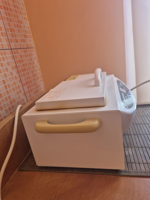 Vând pupinel folosit de cateva ori