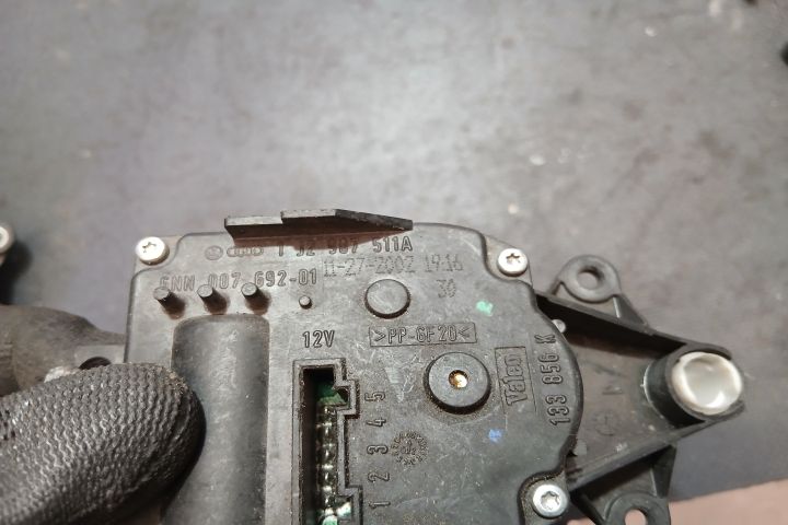 Motoras clapeta aeroterma 1J2907511A 1J2907511A Volkswagen VW Passat