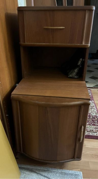 Продам тумбу срочно!!!