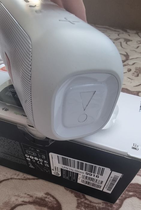 Радио-колонка JBL за части