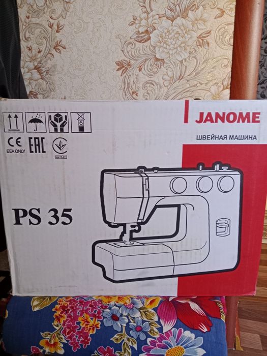 Швейная машинка Janome