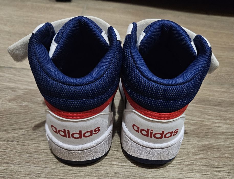 Ghete Adidas marimea 26