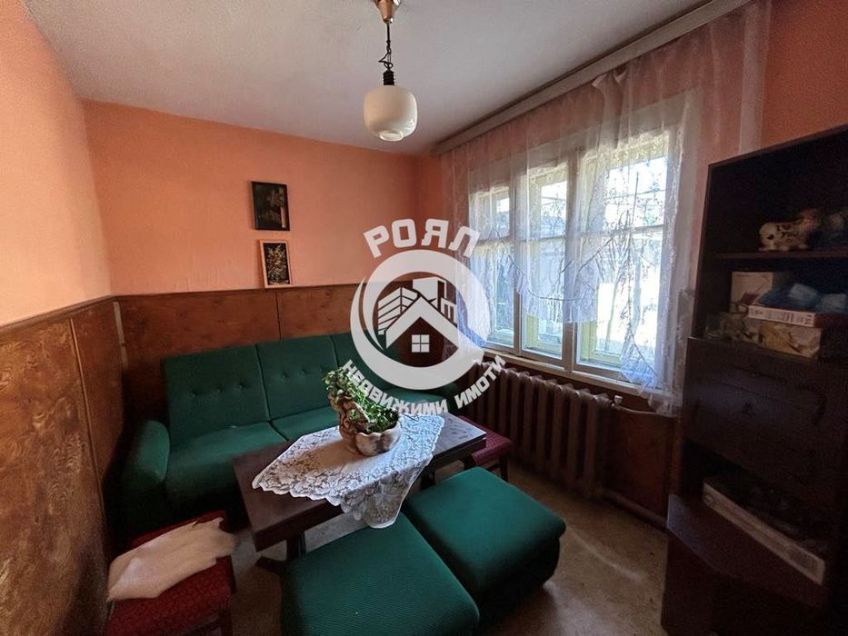 Продава се Къща в с. Йоаким Груево, Област Пловдив - 400 кв.м за 450 €/кв.м - Снимка #9