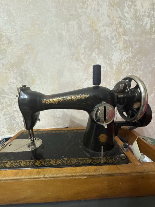 Швейная машина