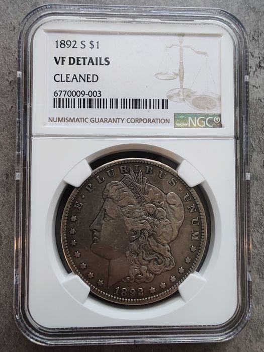 One dollar / 1 dolar Morgan NGC America 1892