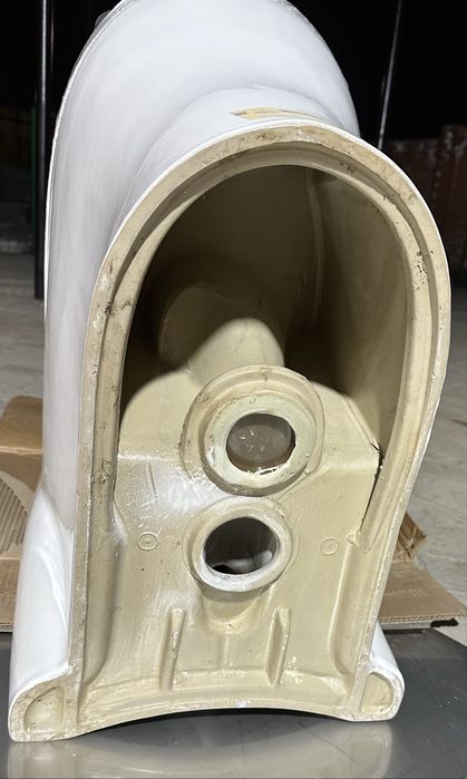 Унитаз новые в комплекте