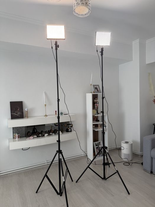 Lumini Aputure si stative