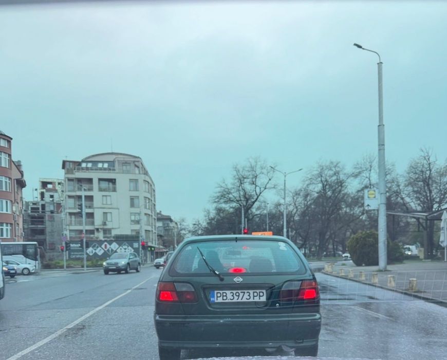Nissan almera 1.4i