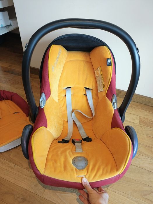 Столче за кола Maxi Cosi CabrioFix