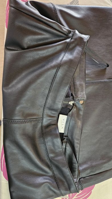 Fustă imitație piele Vila