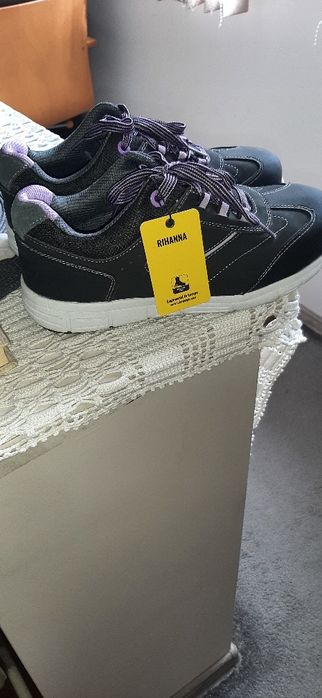 Работни Обувки с метално бомбе