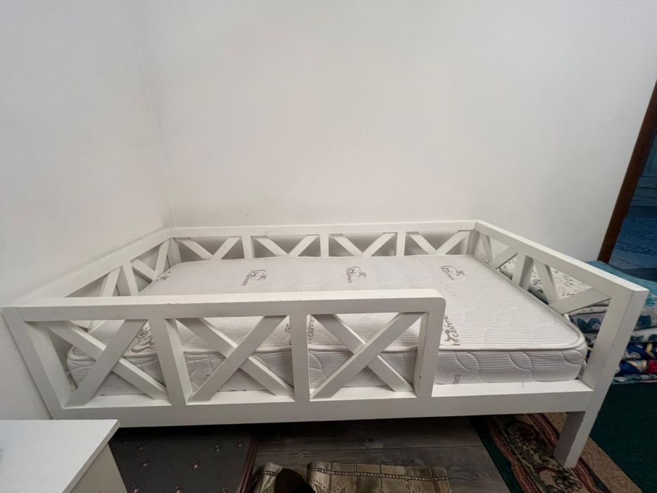 Кровать детская