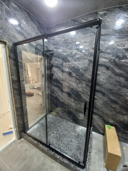 Душевая кабина и стеклянные перегородки самые качественные