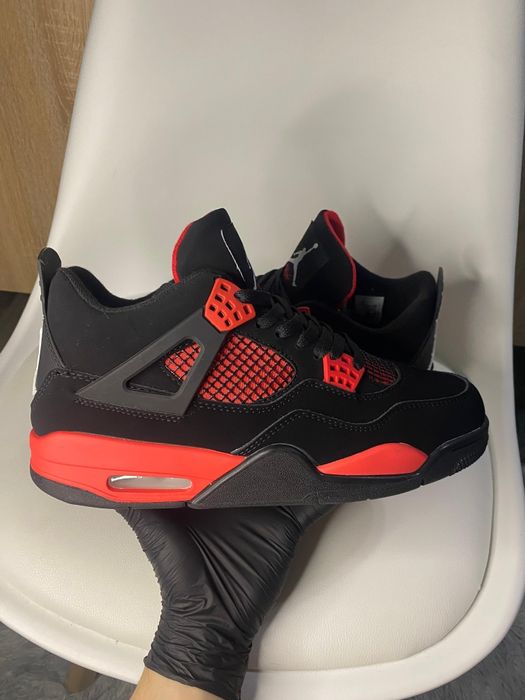 Jordan 4 Red Thunder