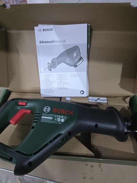 Fierastrau sabie cu acumulator 18V, schimbare panza fara scule Bosch AdvancedRecip 18
