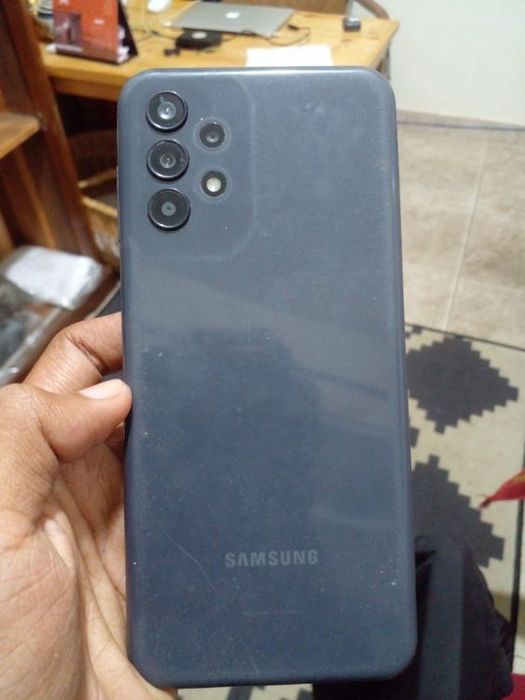 Samsung A32 6/128 talik kur rag ragda srochni sotiladi