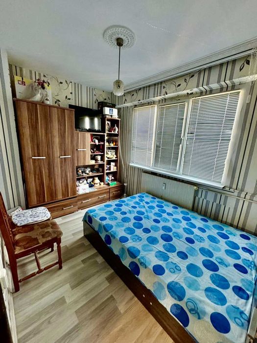 Продава се Тристаен апартамент в Плевен, Сторгозия - 75 кв.м за 1320 €/кв.м - Снимка #8