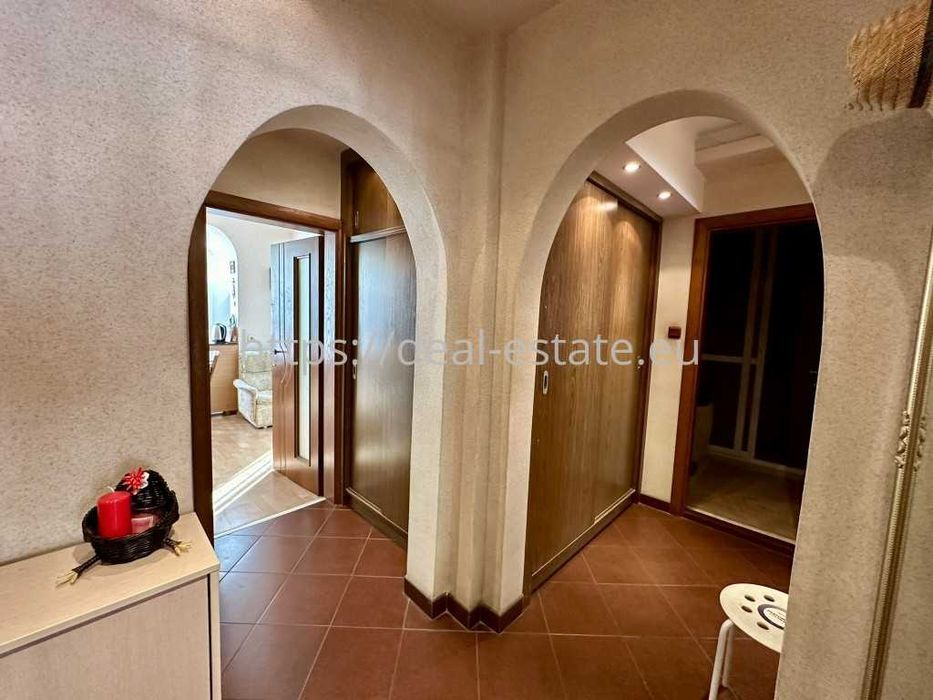 Продава се Тристаен апартамент в Благоевград, Широк център - 97 кв.м за 1314 €/кв.м - Снимка #13