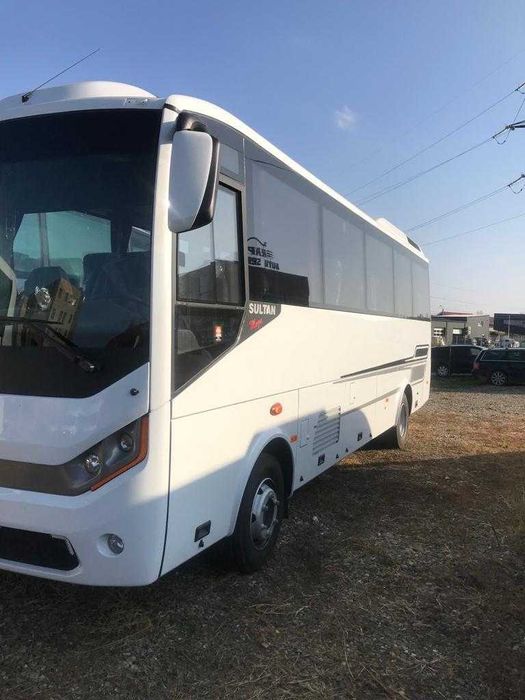 Transport persoane, inchirieri microbuze si autocare (7 loc-55 loc)