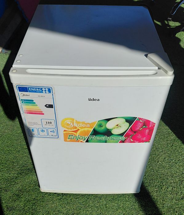 Продам холодильник офисный