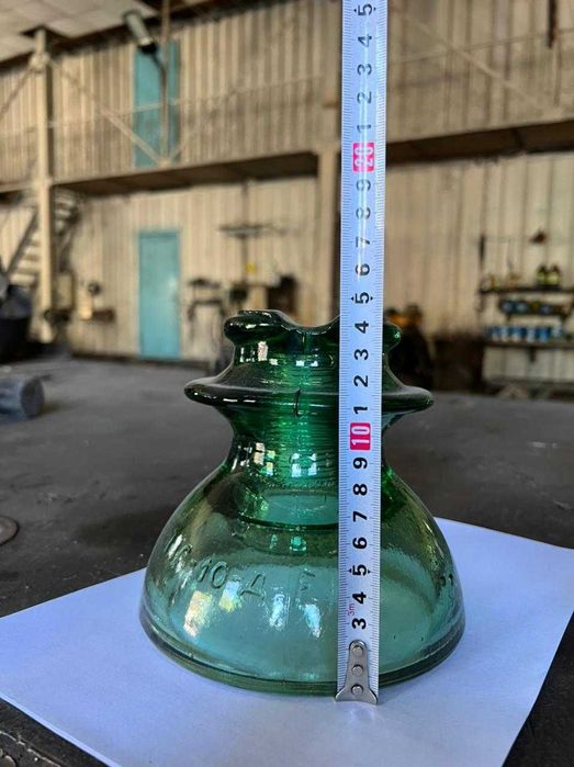 Штыревые стеклянные изоляторы ШС-10Д