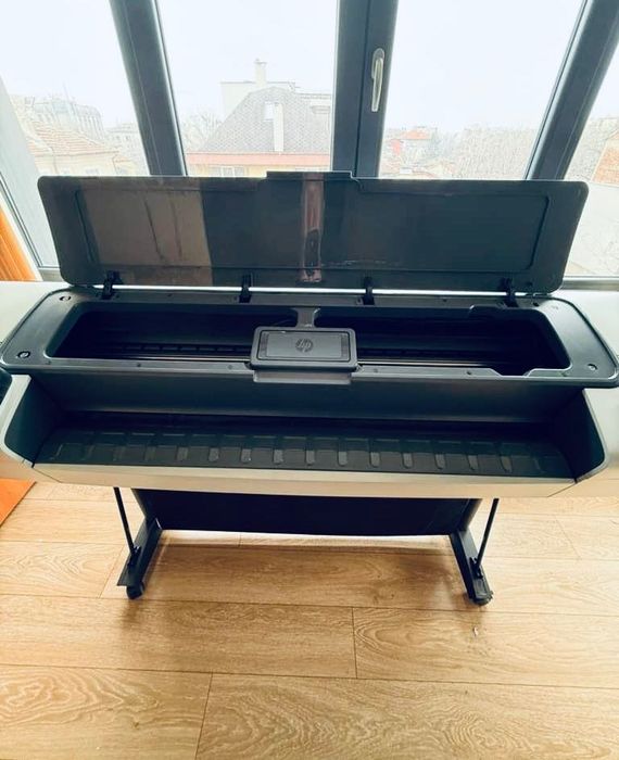 Професионален плотер HP DesignJet T795 (44-инча / 1118 мм) + Мастила и Стойка