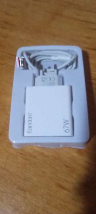 Продам зарядку 67W