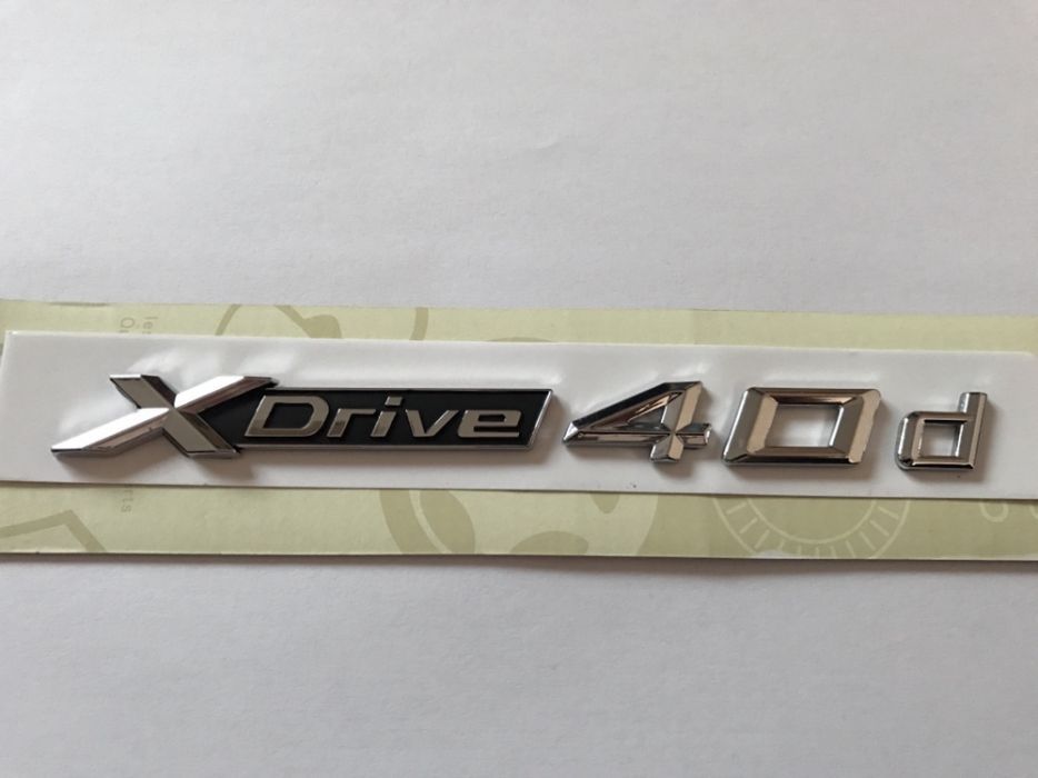 Emblema BMW x-drive 40d lateral,abs
