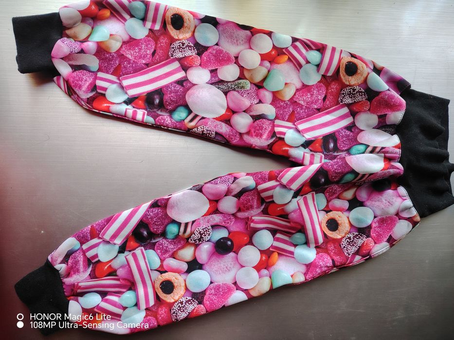 Pantaloni flausati pe interior