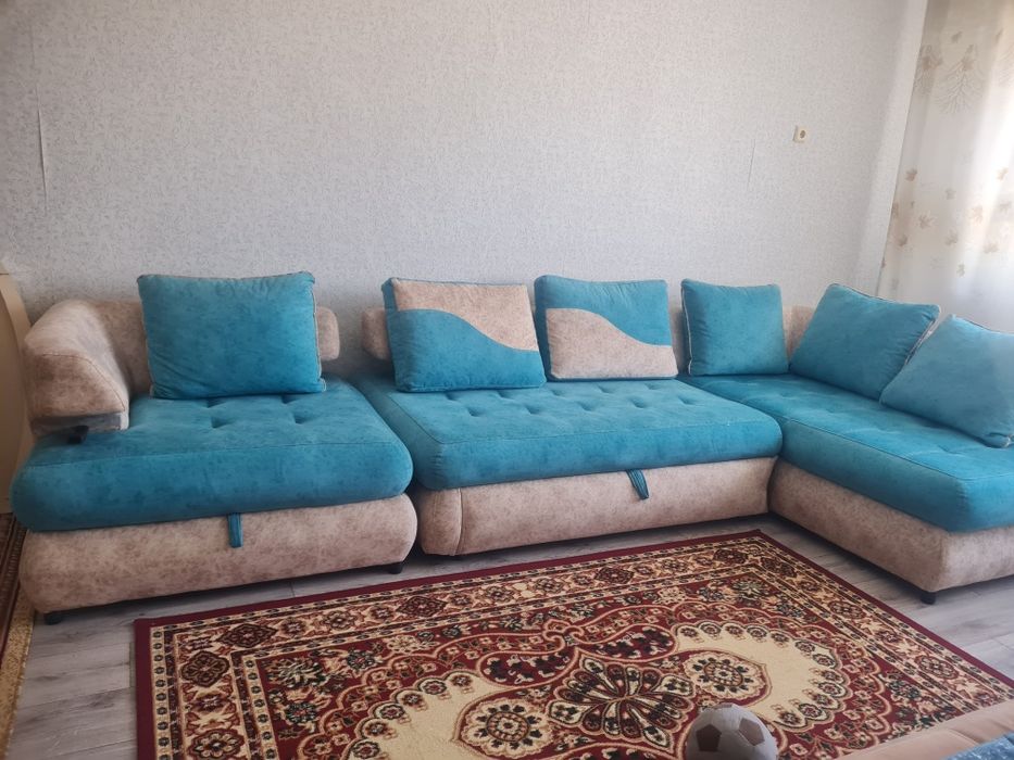 Продаётся угловой диван