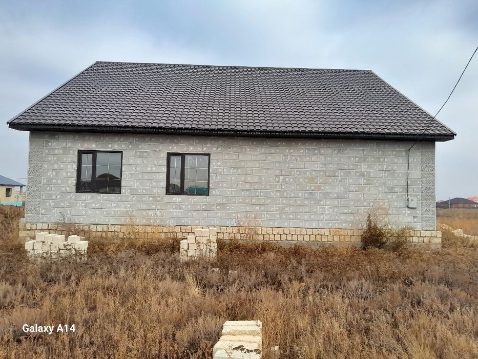 Жанақоныс3 продам мансардный дом