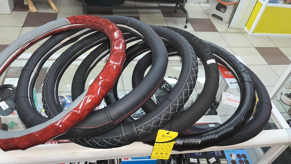 Чехлы на руль / оплетка на руль