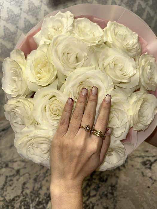 Продам букет Цветы