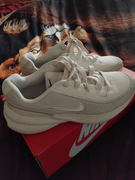 Чисто нови дамски Nike -38 1/2