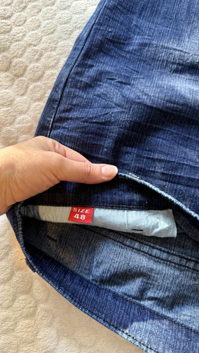 Blugi damă cu aplicații – mărimea 48