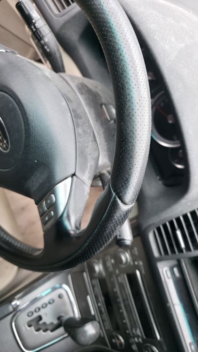 Волан MOMO Subaru Legacy/Outback 2005