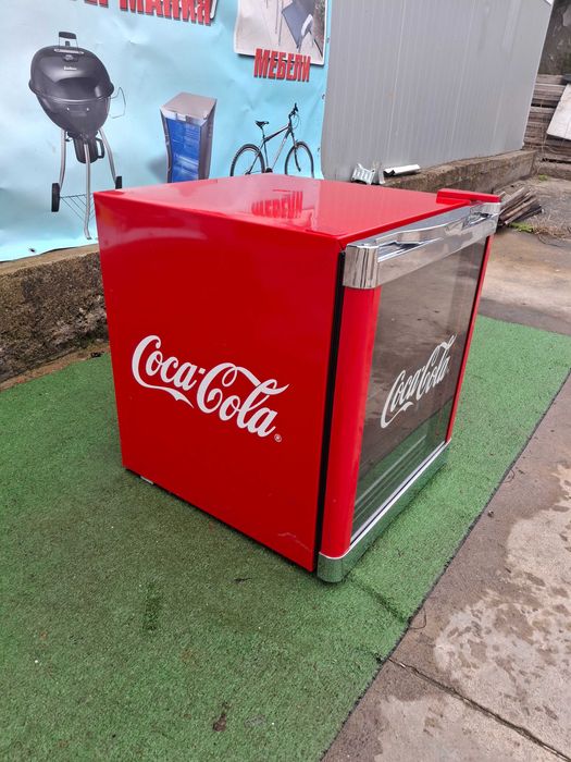 Малка хладилна витрина -Coca Cola