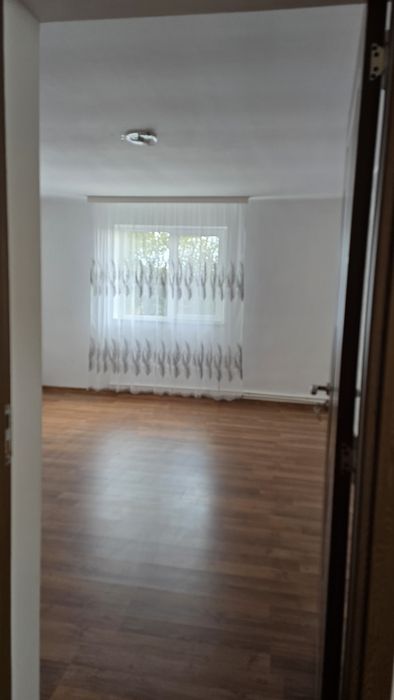 Casă la curte 1000m2