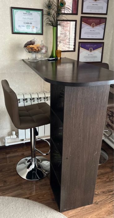 Продам барную стойку