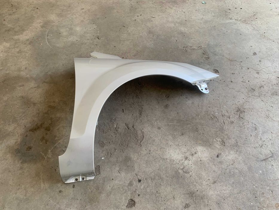 aripa dreapta fata ford focus mk 2 facelift gri