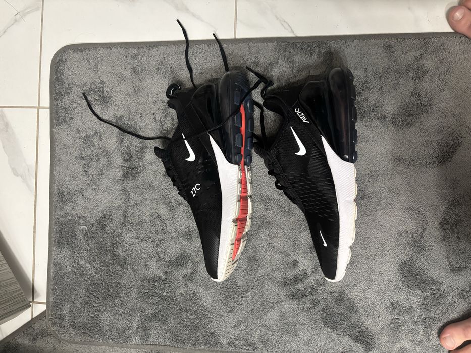 adidasi Air Max 270 ALB NEGRU