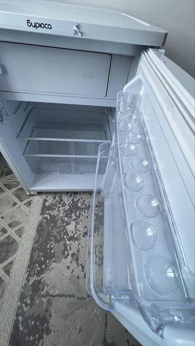 Продам небольшой холодильник