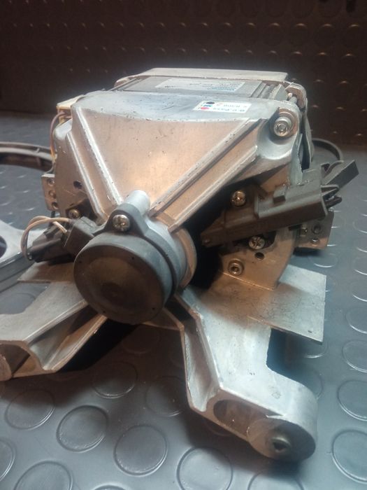 Двигател от пералня Zanussi