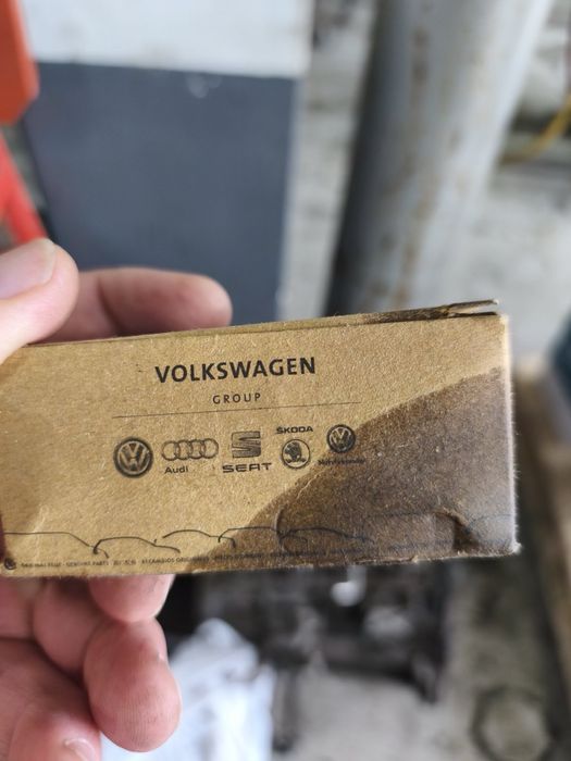 Клапан N75 Audi A4 B8