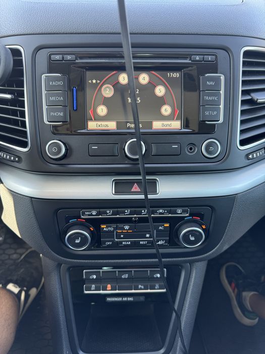 VW Sharan 2.0 TDI 170 CP