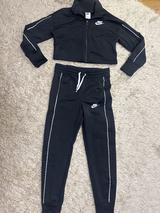 Комплект”NIKE” за всеки ден и спорт